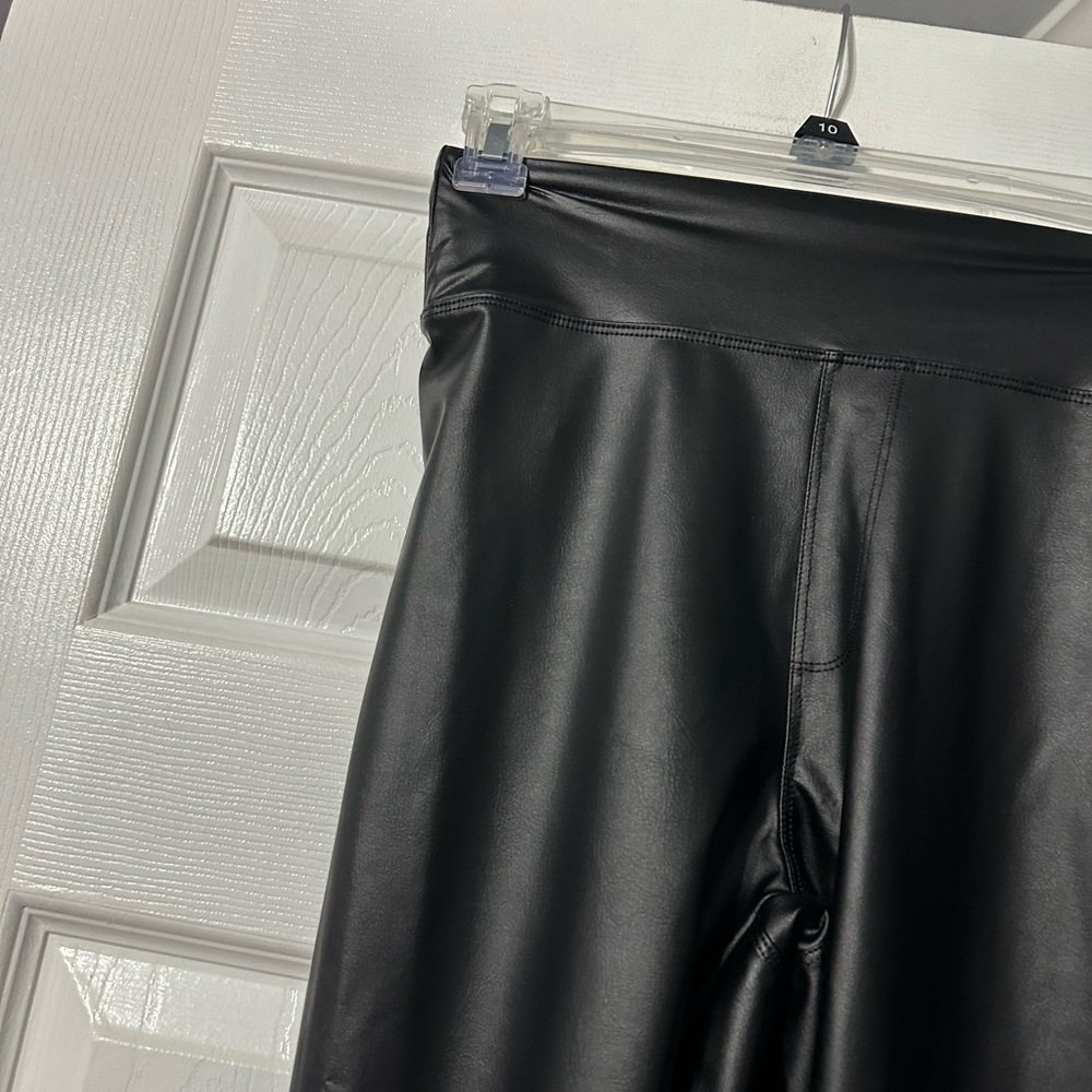 Offline by Aerie Real Luxe Faux Leather Leggings - Picture 4 of 11